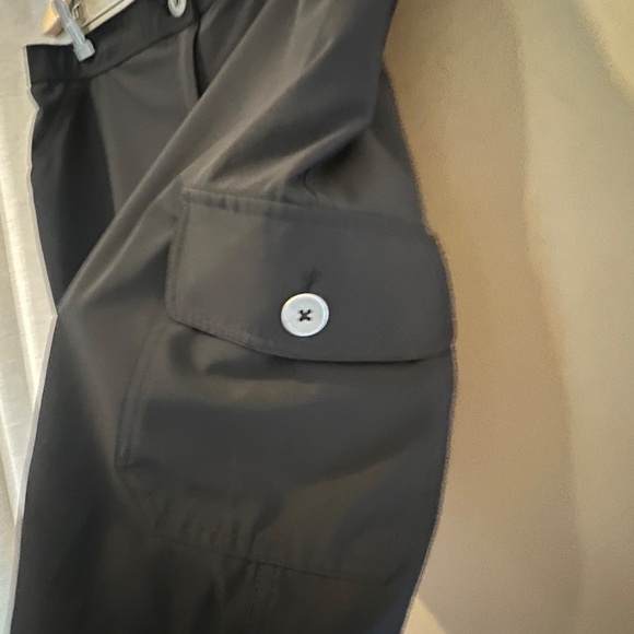 Weekends by Chicos Black Crop Pants, Cargo Pocket, Size Large, Chicos 2 - Picture 3 of 10